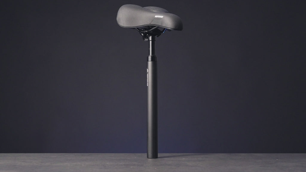 Nextcover ComfortOne Fahrradsattel im Produktvideo, mit Memory-Foam 2.0 und ergonomischer Stoßdämpfung für schmerzfreies Radfahren, mehrfach ausgezeichnet und nominiert für den Innovationspreis Ergonomie 2025.