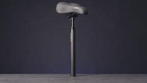 Nextcover ComfortOne Fahrradsattel im Produktvideo, mit Memory-Foam 2.0 und ergonomischer Stoßdämpfung für schmerzfreies Radfahren, mehrfach ausgezeichnet und nominiert für den Innovationspreis Ergonomie 2025.