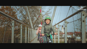Nextcover Kinder Fahrradschloss Produktvideo – sicheres, farbenfrohes Zahlenschloss mit robuster SafeSecure-Technologie, verstärktem Stahlseil und kindgerechtem Design. Ideal für Kinderfahrräder, Laufräder und Tretroller – leicht bedienbar und besonders diebstahlsicher.